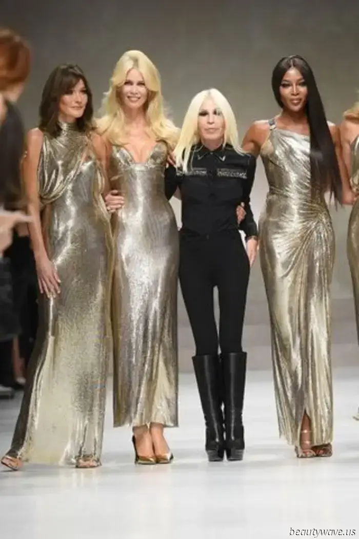 Los 15 Momentos Más Virales de Donatella Versace en la Historia de la Cultura Pop