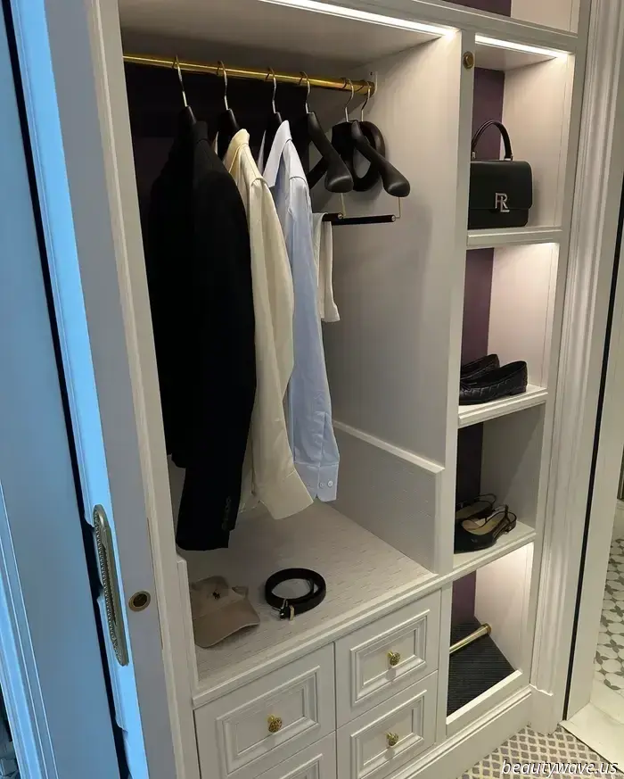 La guida Fashion-Editor per l'estate a Parigi: i luoghi più vivaci e cosa indossare per loro