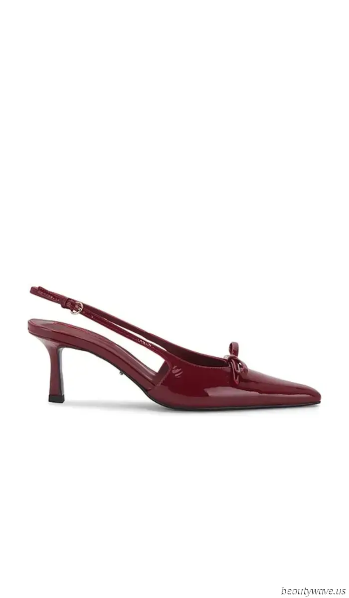 Los tacones negros están bien, pero en Francia, todos saben que este color de zapato se ve mejor con vestidos blancos.