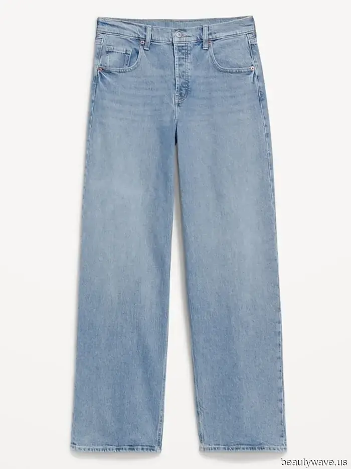 I'm 5'0"—These Are the Only Jeans That Earn My Petite Seal of Approval.