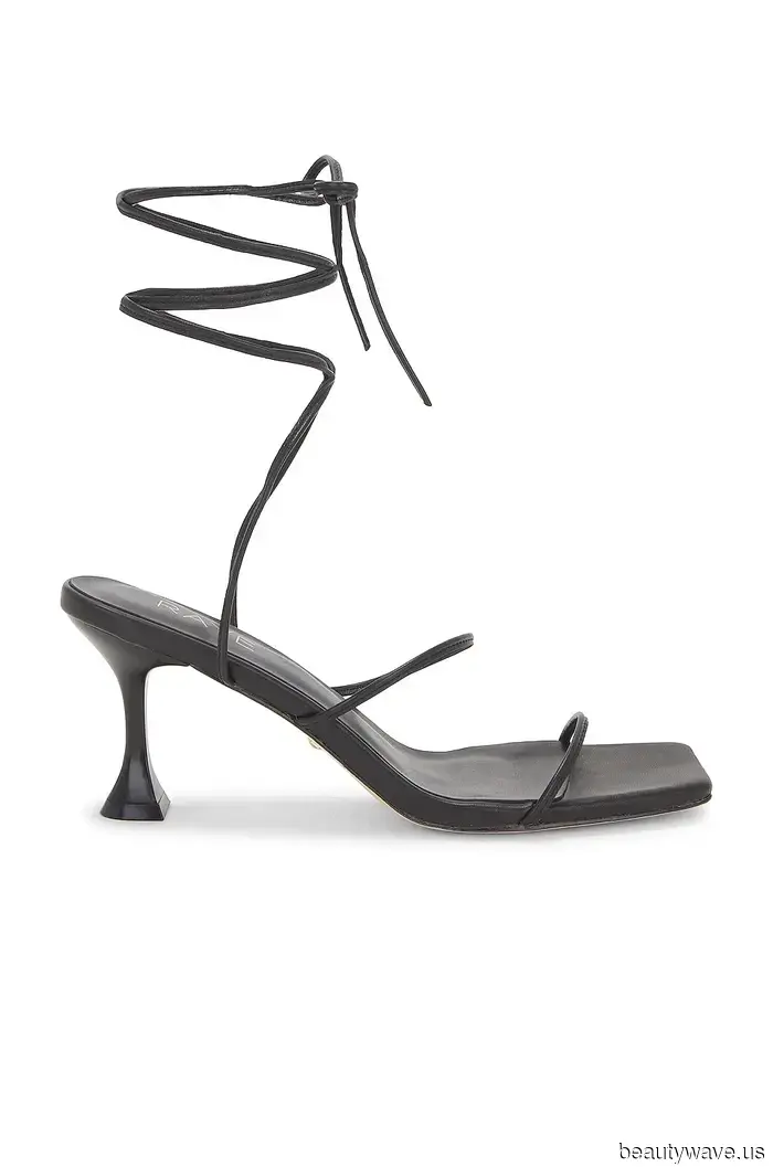Every stylish person I know is currently sporting this trendy elevated shoe style.
