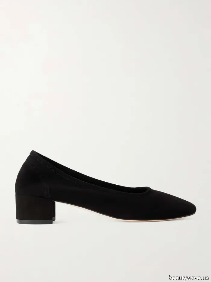 Stylish Women in Their Late 30s Are Abandoning Flip-Flops for This French Footwear Trend This Fall.