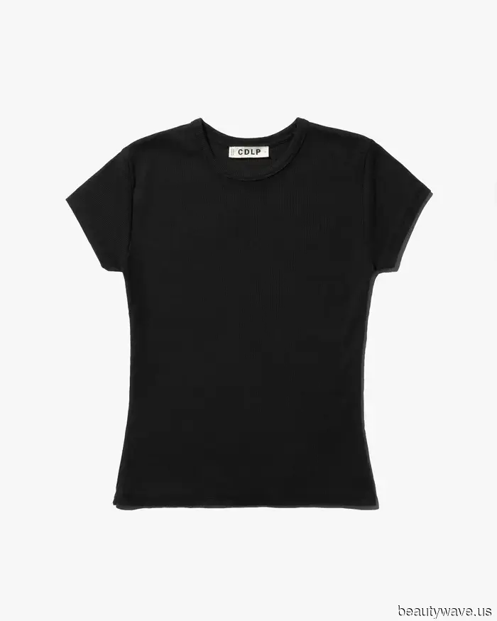 Neither Mini Nor Maxi: This Is the Skirt Length That Will Be Popular This Spring.