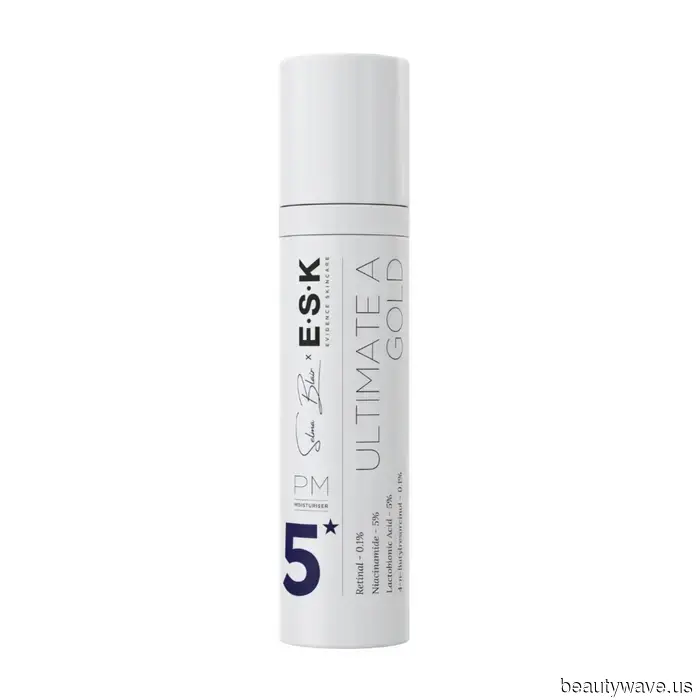 Actress Selma Blair discusses beauty mishaps from Legally Blonde, her Jackie O-inspired bangs, and her go-to skincare savior for perfect skin.