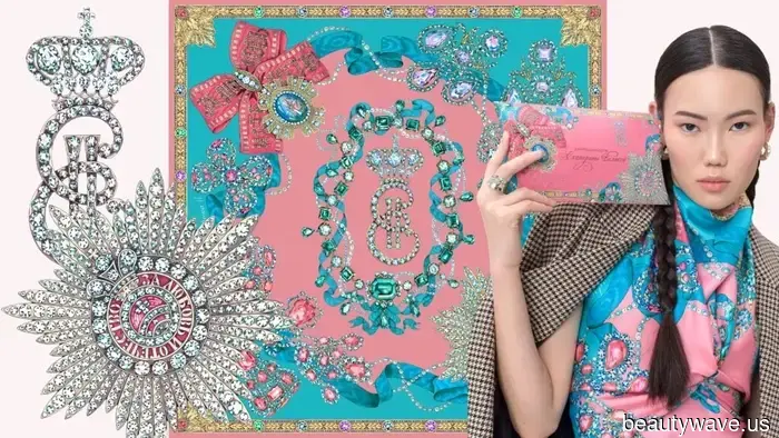 On June 23, an exhibition of scarf paintings will open in Moscow.