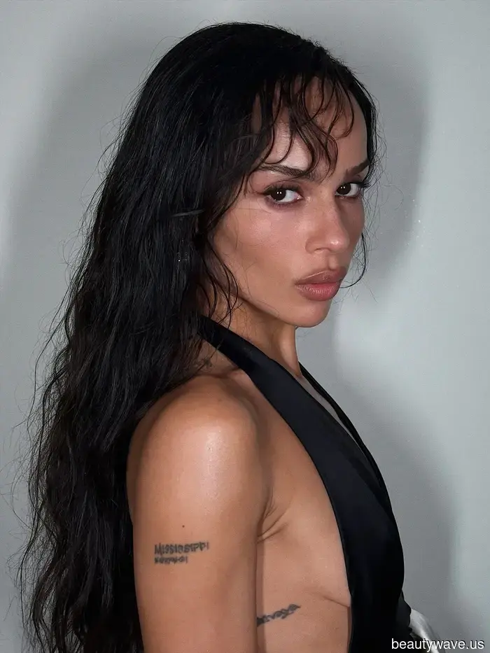 Try This Easy Lip Liner Method for Achieving Fuller-Looking Lips.