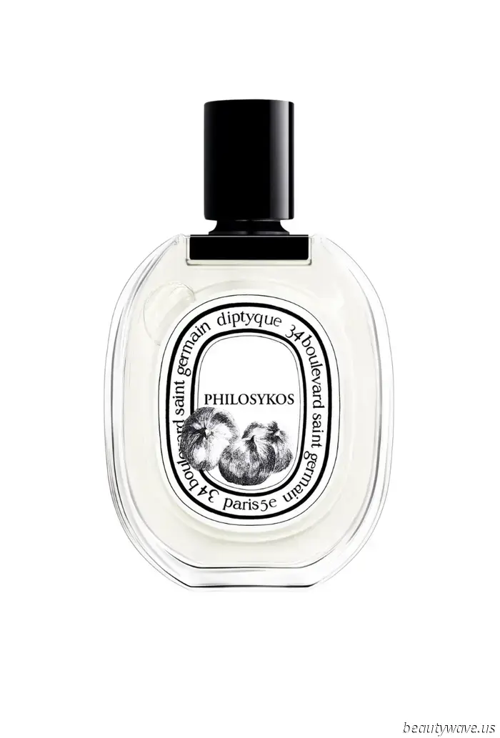 The Summer Fragrance Notes That Capture the Essence of a Vacation in a Bottle