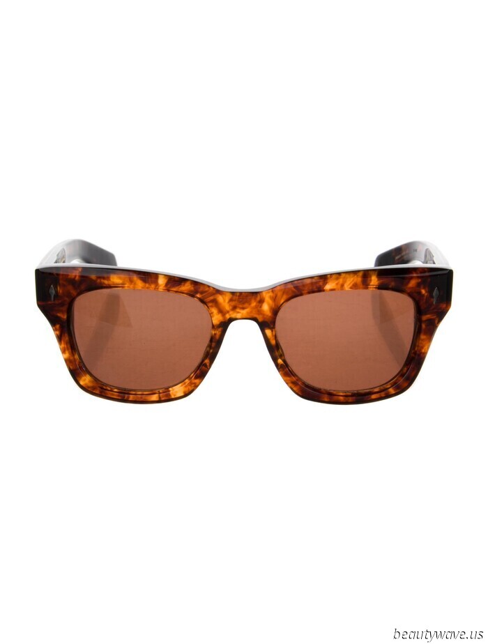 I searched The RealReal for the top summer discoveries—check out my favorite 31 purchases.