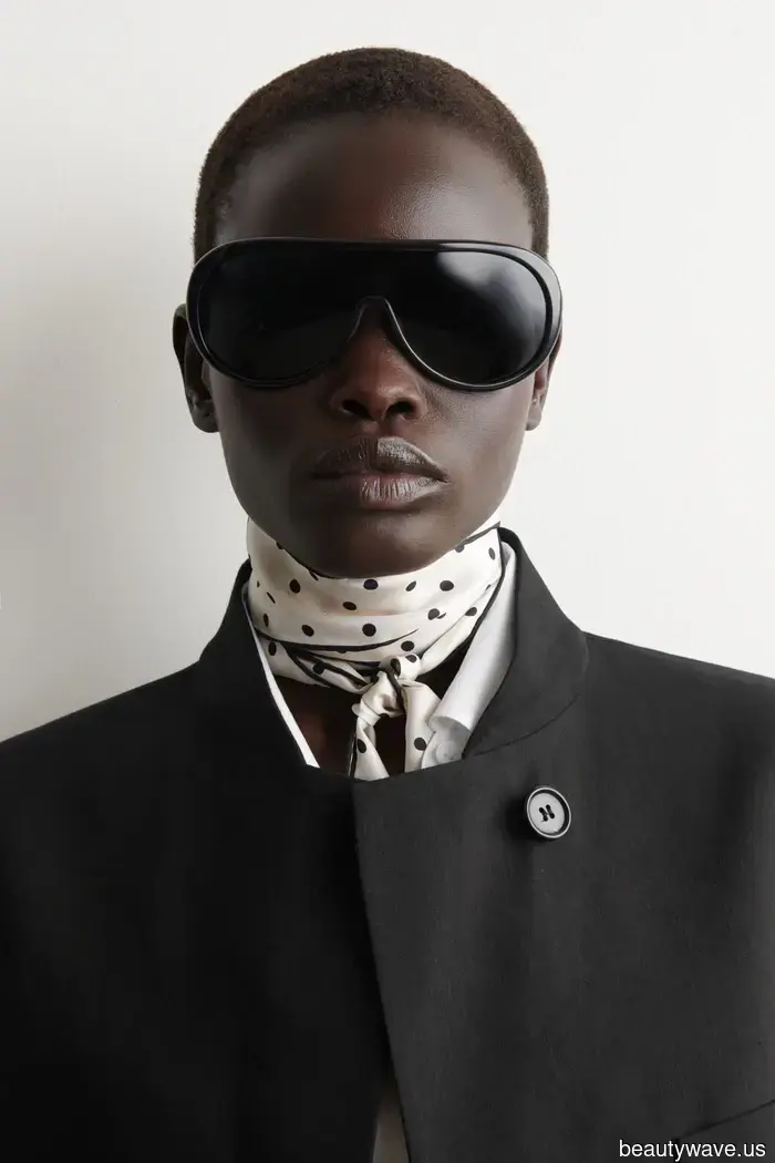 What to Purchase from COS When You Have Expensive Taste but a Limited Budget of $250