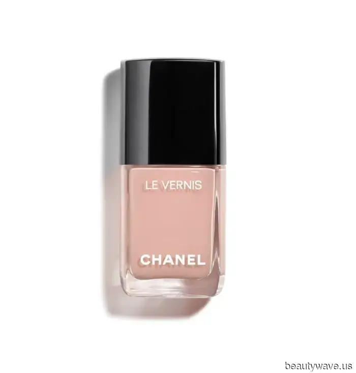 Von Paris nach Japan: Das werden die gefragtesten Nageltrends weltweit diesen Sommer sein.