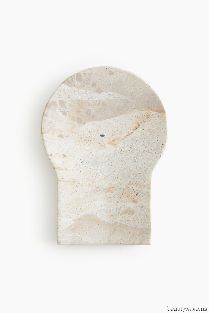 I reside in the Midwest—30 Functional (and Chic!) Fashion, Beauty, and Lifestyle Products I'm Considering for Winter.