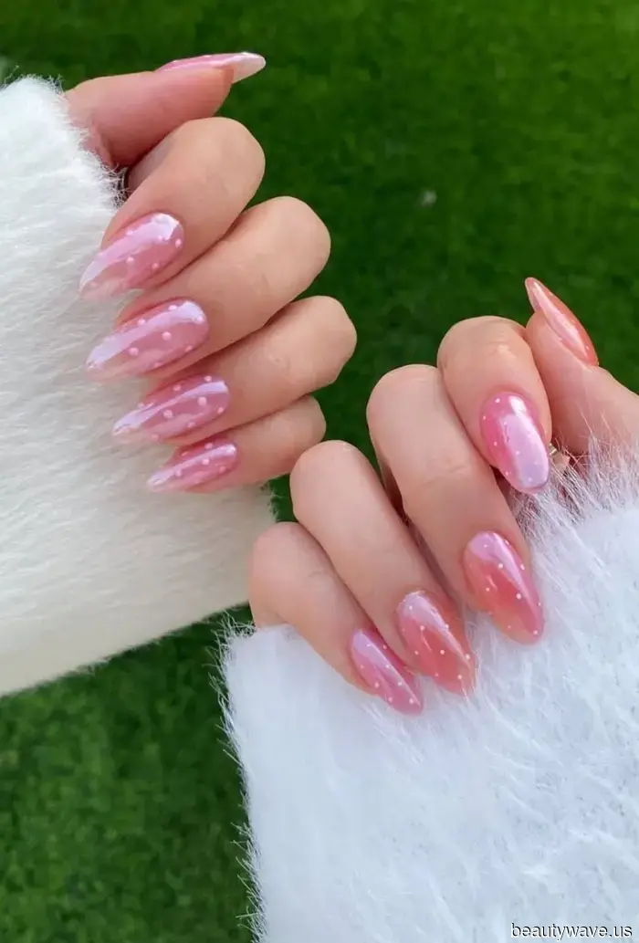 Chrome Nails Aren’t Just a Trend; They Reflect My Personality—26 Stylish Designs I’ve Collected