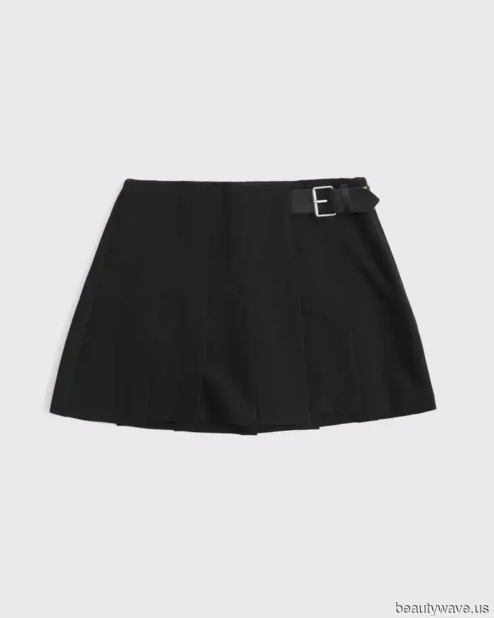 I'm 22, my sister is 32, and we both are fans of Abercrombie & Fitch—27 stylish Black Friday deals we're…