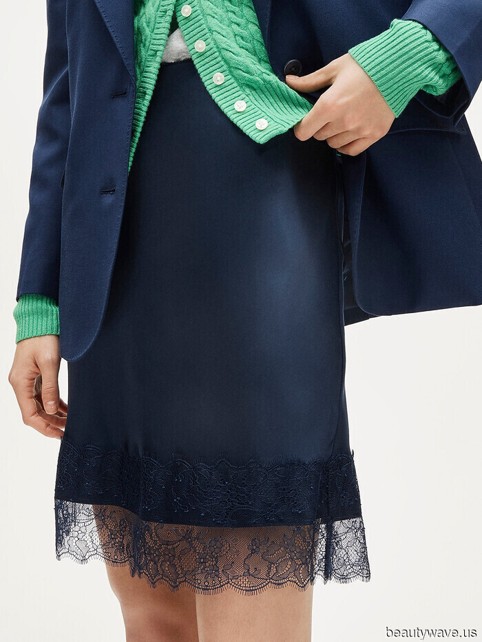 Lily Collins trug gerade den Trend von 2026, den ich nie an einem Bahnhof (selbst in Paris) erwartet hätte.