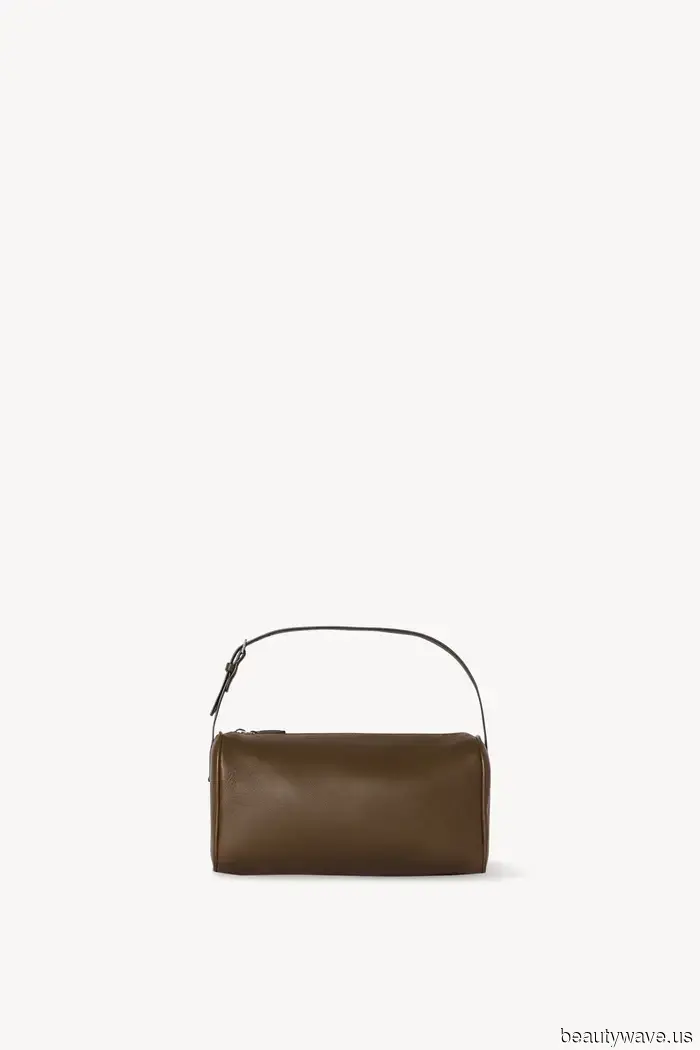 Le persone alla moda hanno dichiarato questa la borsa Row, l'acquisto cult della primavera—ed è ancora più chic della Margaux.