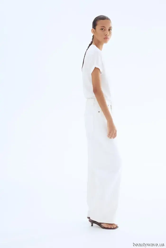 From Sweden to London: The Unexpected Jeans Color That Europeans Are Choosing This Fall