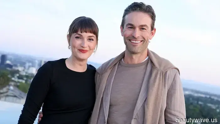 Leighton Meester and Chace Crawford have just met up again in L.A., and their outfits are absolutely reminiscent of Blair and Nate.