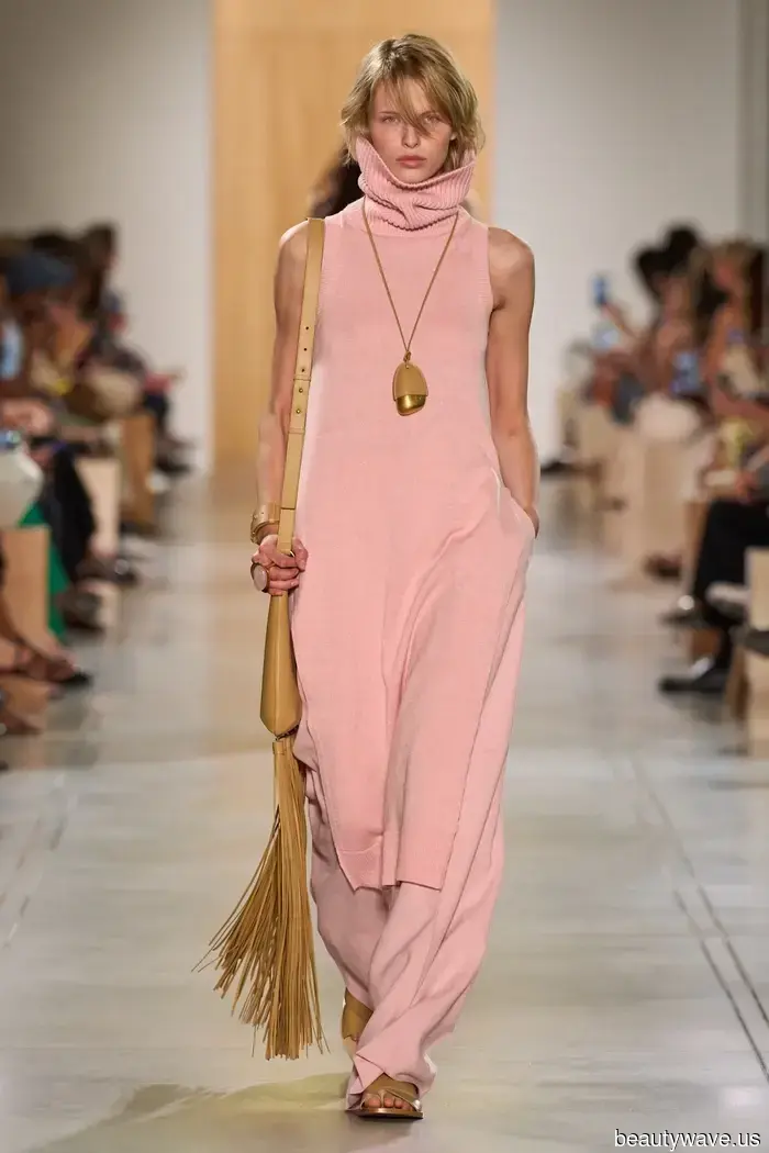 Pendant Necklaces, Desert Tones, and Pajama Ensembles—Michael Kors Introduces Natural Sophistication for Spring 2026