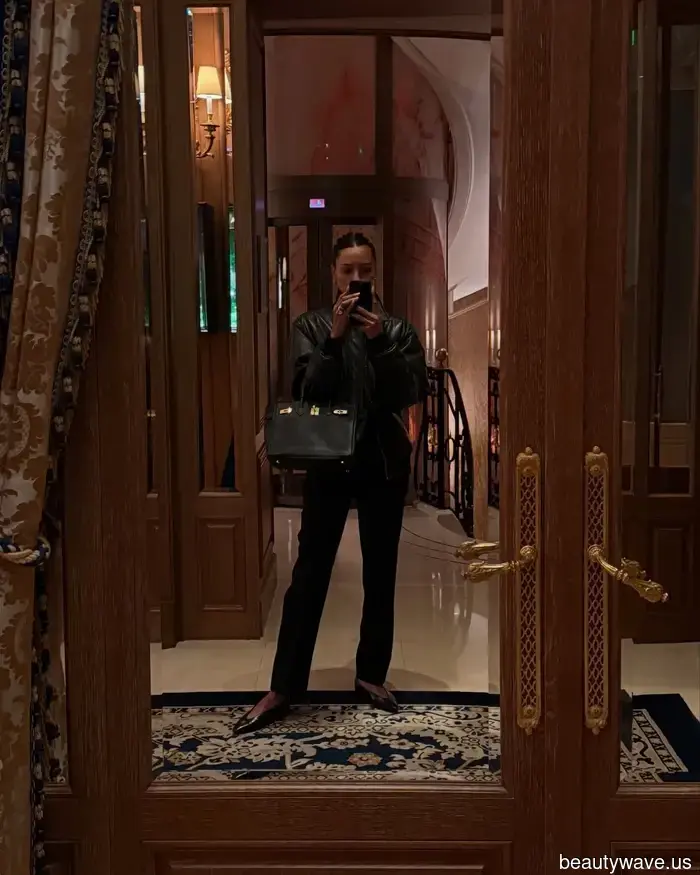 Wenn Sie 2026 Leggings zum Flughafen tragen möchten, kombinieren Sie sie mit diesen teuer aussehenden Schuhen.