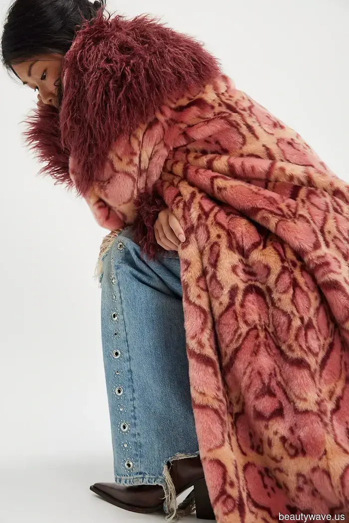 Glossy Leather, Vibrant Reds, and Psychedelic Boho: 5 High-End Trends That Will Shape Autumn 2026 Fashion