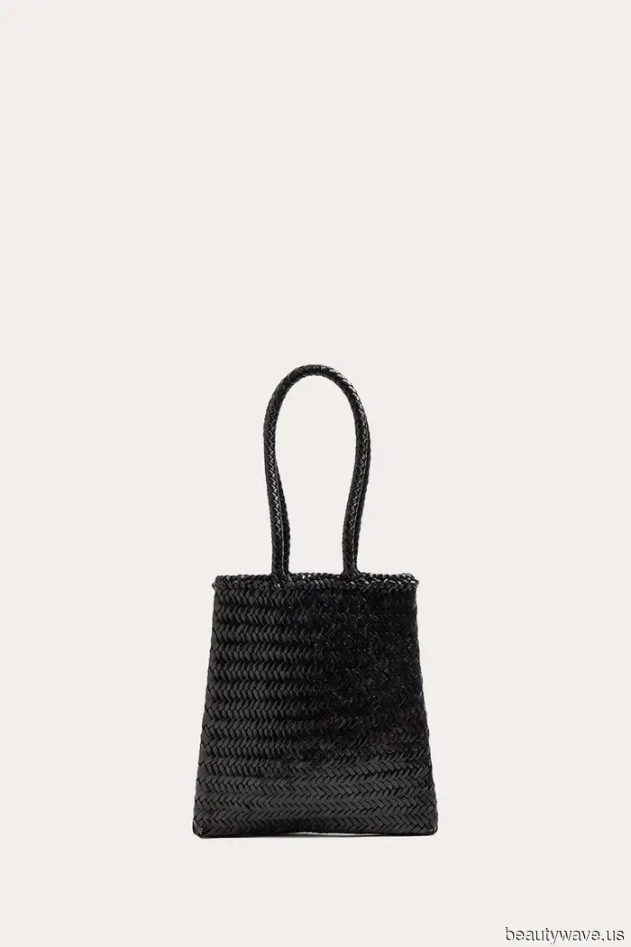 Ich habe meine schicke französische Freundin nach ihrer EinkaufsListe für Frühling/Sommer gefragt&mdash;21 elegante Teile, die sie mir zurückgeschickt hat.