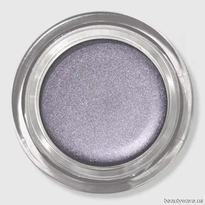 I Found 5 French-Girl Techniques for Applying Eye Makeup This Summer, and It's All Because of This Single Product.