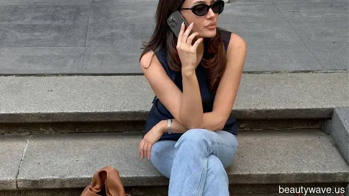 Not Skinny, Not Bootcut—The Three Types of Jeans Stylish Individuals Are Pairing With Ballet Flats Now Through 2027.