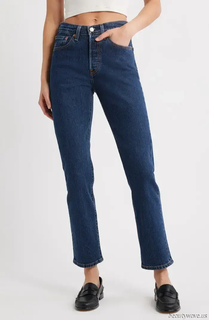 Embrace the Trend: The 6 Summer Denim Styles We're Opting for Instead of Loose Jeans