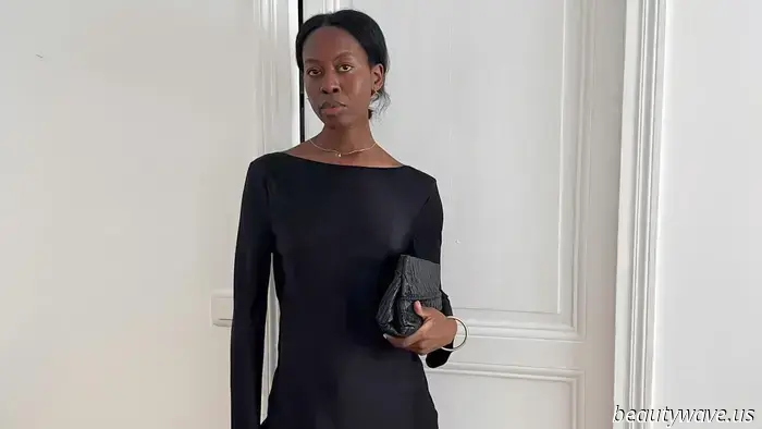 For a stylish look with jeans, skirts, or trousers, this elegant top is always the perfect choice.