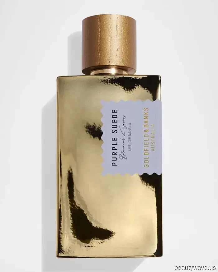 Wool Trench Coats, Tailored Trousers, and These 13 Gothic Fragrances—The Editor's Guide to a Dark Academia Autumn