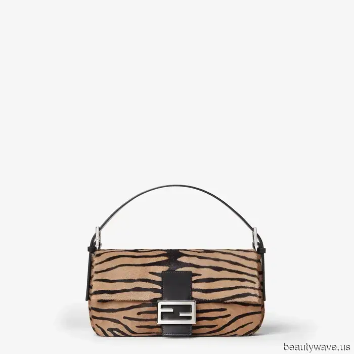 The New '90s It Bag for Fall 2026 Has Arrived
