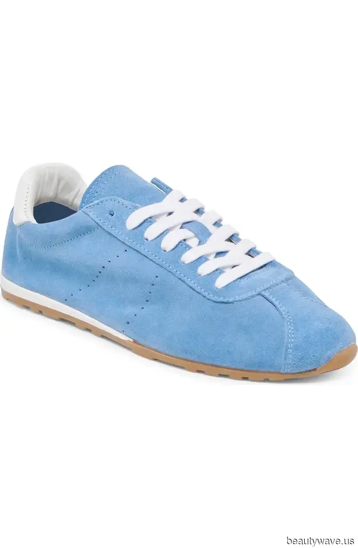 Tretet zur Seite, Buttergelb, Burgunderrot und Babyrosa&mdash;Die Trendfarbe 2026 ist gerade angekommen