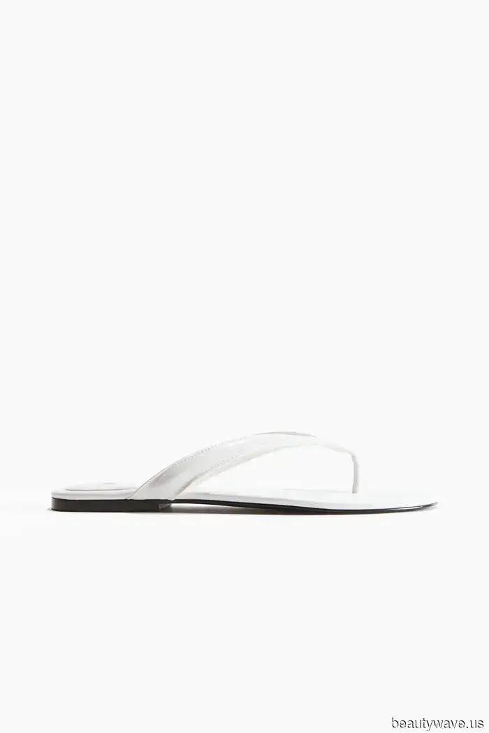 Apologies, Birkenstocks—Here are the 5 Stylish Shoe Trends European Women Will Embrace This Summer.