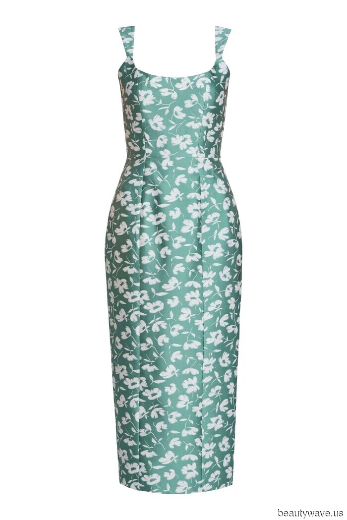I've been on television for a decade—here are the dresses I rely on whenever I'm on camera.