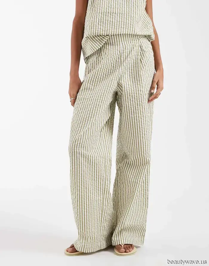 It’s officially too warm for jeans—here’s the classic trouser trend I’m pairing with blouses and…