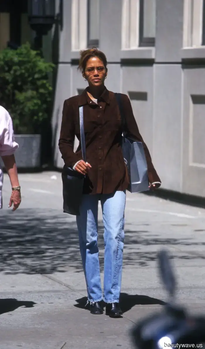 Da Jennifer Aniston a Naomi Campbell&mdash;Questi sono gli icone di stile degli anni '90 che continuano a influenzare il nostro modo di vestirci…