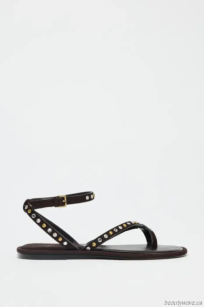 Fashion Enthusiasts Who Aren't Fans of Flip-Flops Prefer These Timeless Flat Sandals Instead.