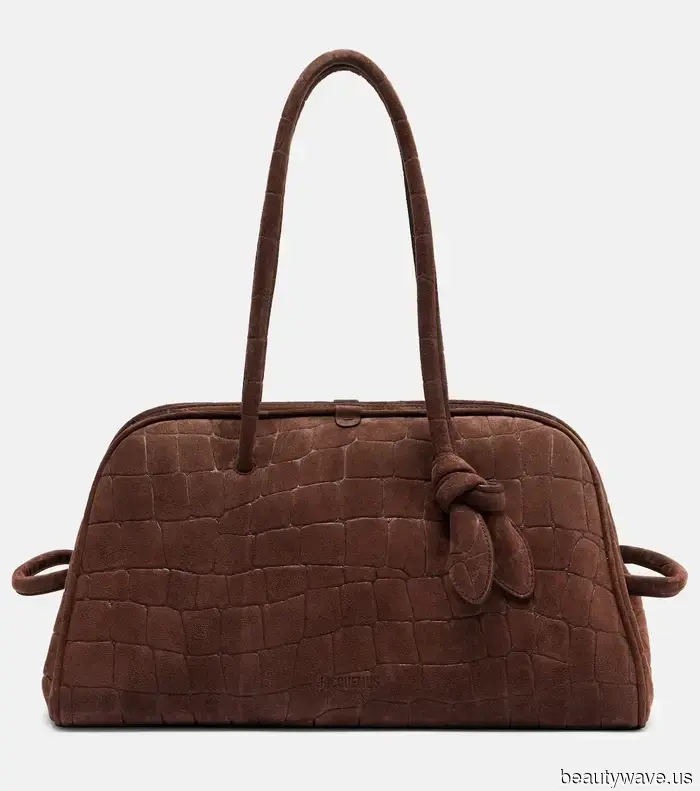 Move Over, Suede: The Bag Trend for Fall 2025 That Will Make You Appear Wealthy and Sophisticated Has Arrived.