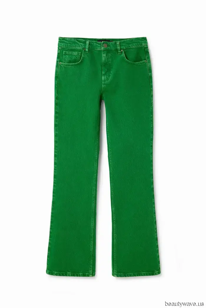 If you're aiming for a stylish and unexpected look, try this controversial combination of pant and shoe colors.