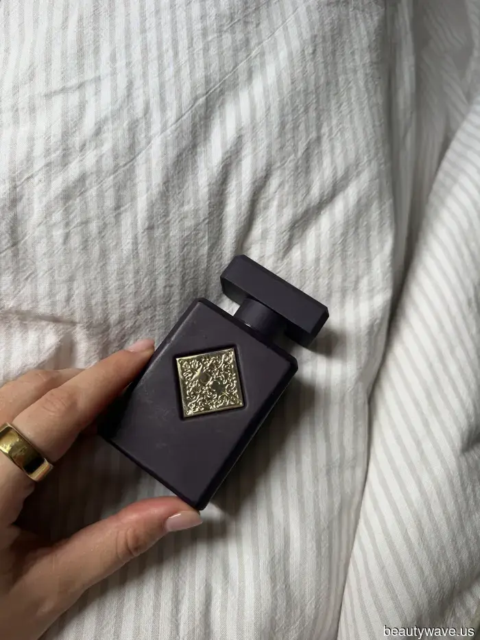 Confirmado: Charli XCX Usó Este Perfume Bratty en la Met Gala