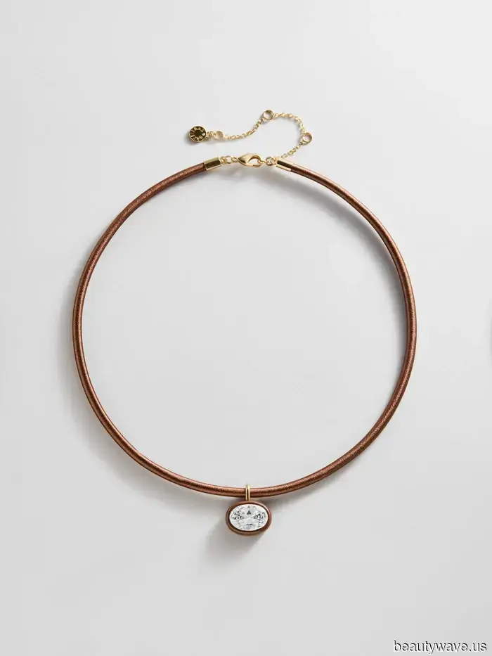 The Fashion Editors of New Arrivals are discreetly adding items to their carts before they run out.
