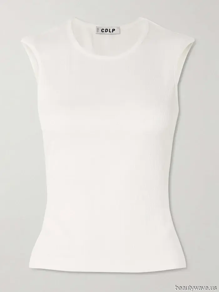 Sono un Ripetitore di Outfit&mdash;Questi sono i Pezzi Estivi a cui Ricorro Ancora e Ancora