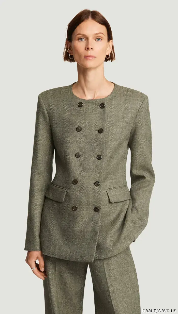 I hold the position of Associate Shopping Director—Here are 9 Trends I'm Donning at the Office This Winter.