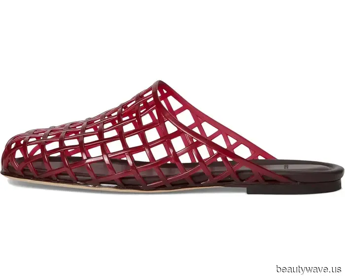 Ascoltami: Zappos ha una selezione elegante di sneaker e ballerine per la primavera