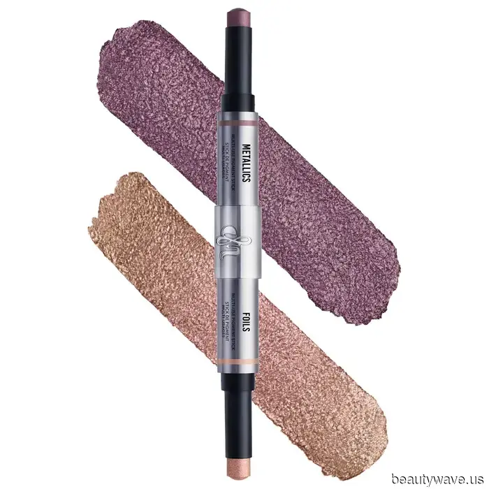 Estrellado, Brillante y Todo Menos Básico: Si Compras Un Producto de Maquillaje para Nochevieja, Te Ruego Que Sea Este