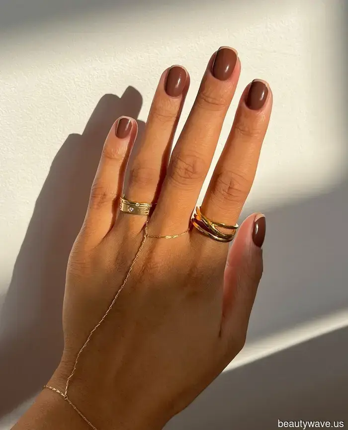 Осенние тренды маникюра всегда кажутся "одинаковыми"&mdash;эти 5 выглядят свежо для нового сезона