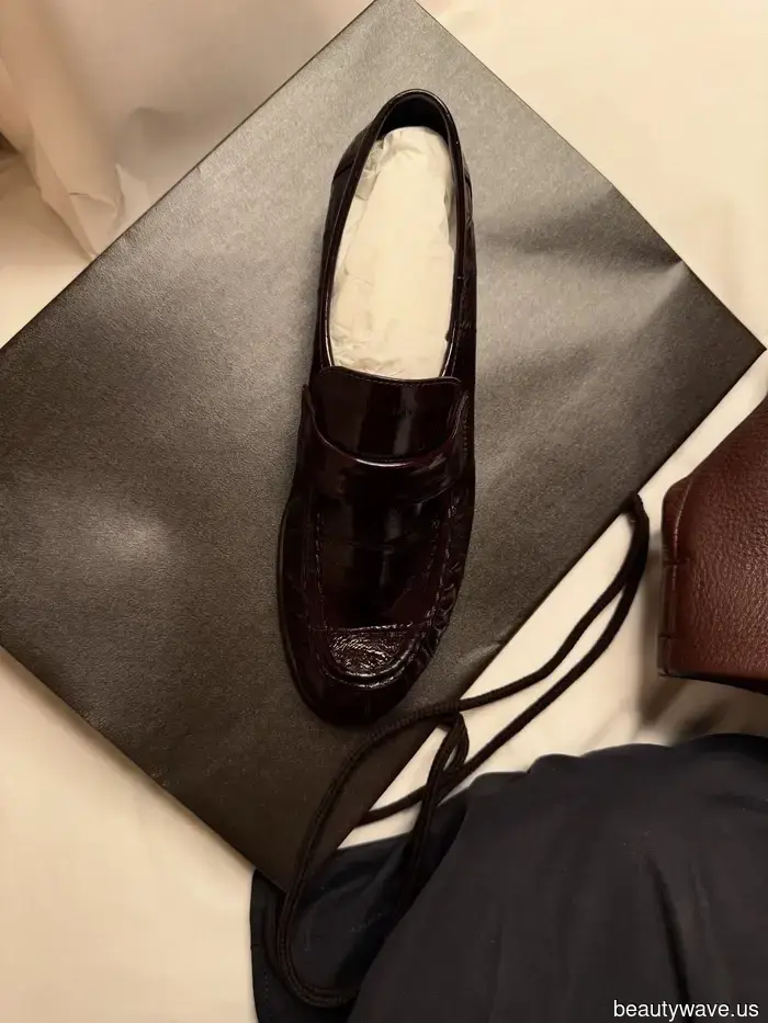 They've Arrived: 5 Luxe Shoe Colors That Will Effortlessly Enhance Your Elegance and Cohesion