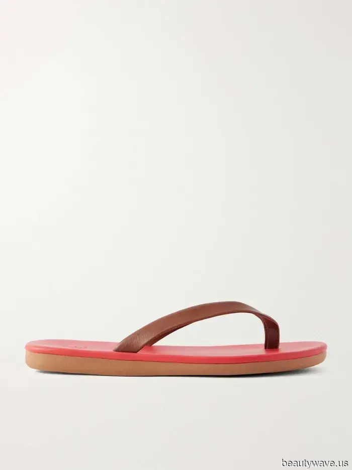 No Chanclas Negras&mdash;Las It Girls Están Usando Esta Tendencia de Sandalias 2026 En Su Lugar