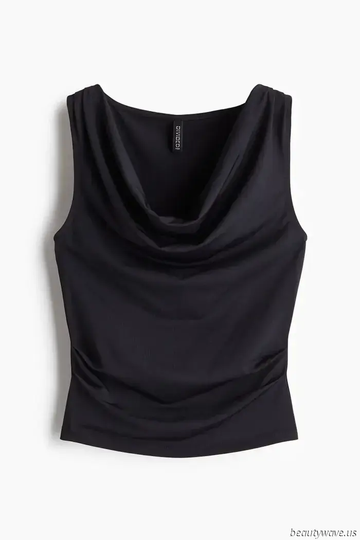 I’m Replacing My Crewneck Tees with These 7 Elegant Neckline Styles.