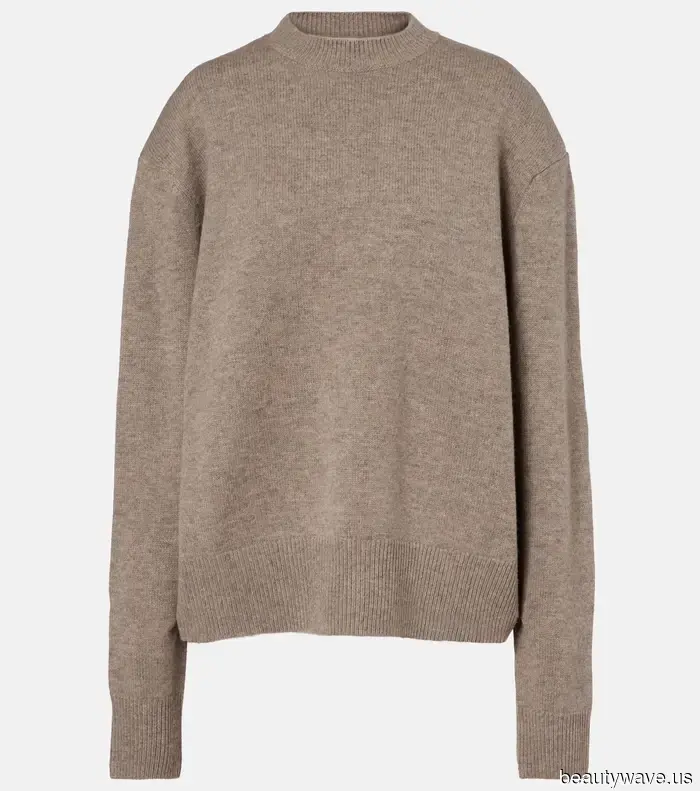 We’re Fashion Editors Who Hold High Standards—8 Wool Sweaters We’ll Always Endorse